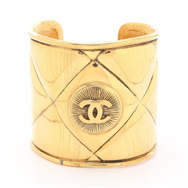 CHANEL COCO Mark Bangle Gold Plated Used Women 18cm CC Logo