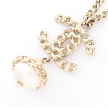 CHANEL COCO Mark Necklace Pendant Gold Plated Artificial pearl White Used Women