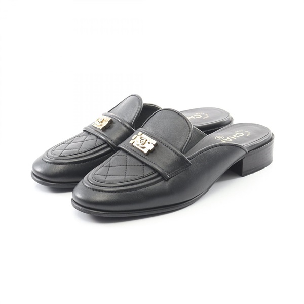 CHANEL Boy Chanel Matelasse Mule Sandals Shoes #38 1/2 Lamb leather Black Used