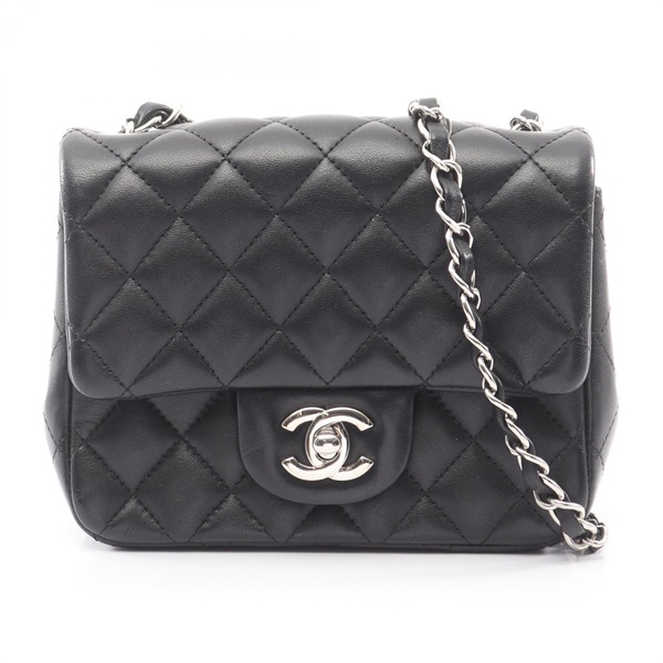 CHANEL Mini Matelasse chain crossbody Shoulder Bag Lambskin Black Used SHW