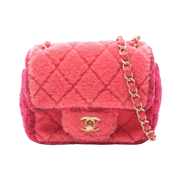 CHANEL Mini Matelasse chain crossbody Shoulder Bag Fabric Bore Pink Used GHW