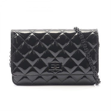 CHANEL 2.55 Matelasse Crossbody Chain Shoulder Bag Patent leather Black Used CC