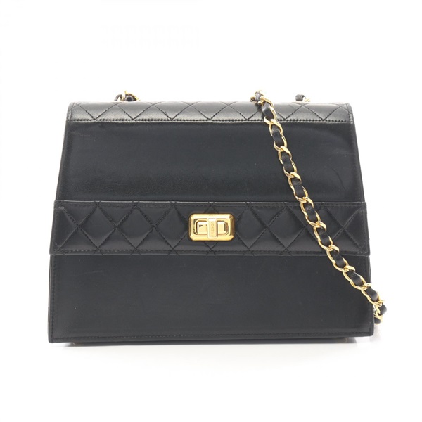 CHANEL Matelasse chain crossbody Shoulder Bag leather Black Used Women GHW