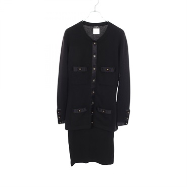 CHANEL COCO Mark button Cardigan Skirt Knit Setup P05937V00242 cashmere Used #38