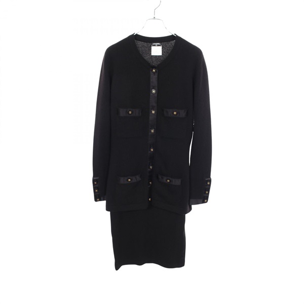 CHANEL COCO Mark button Cardigan Skirt Knit Setup P05937V00242 cashmere Used #38