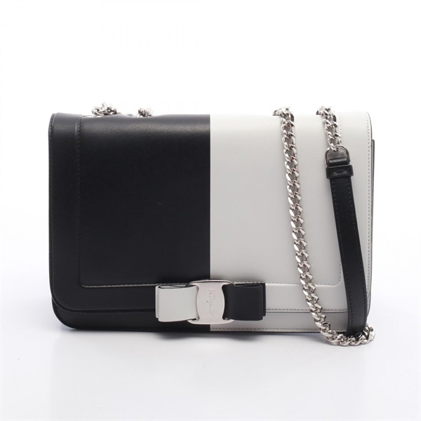 Salvatore Ferragamo Vara ribbon Chain Crossbody Shoulder Bag leather White Used