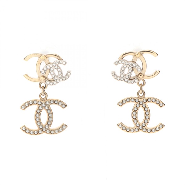 CHANEL CC Logo Pierced Earrings Gold Plated Artificial pearl White Used Women