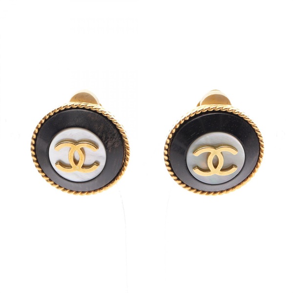 CHANEL COCO Mark Round Shell Clip-on Earrings Gold Plated Plastic B&W Used