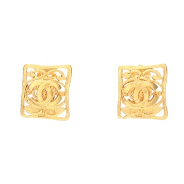 CHANEL COCO Mark Square clip Earring Gold Plated Used Women CC