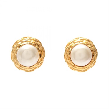 CHANEL Clip Earring Gold Plated Artificial pearl Used Women COCO CC