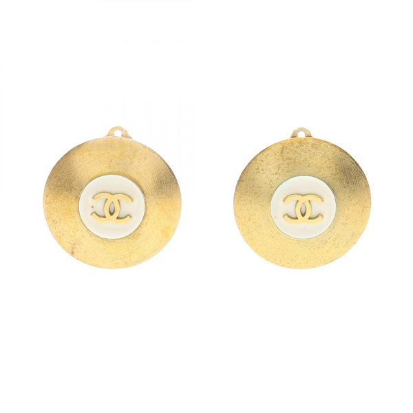 CHANEL COCO Mark Round clip Earring Gold Plated White Used Women CC