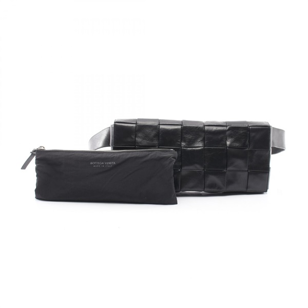 BOTTEGA VENETA Cassette Maxi Intrecciato Waist bag leather Black Used unisex