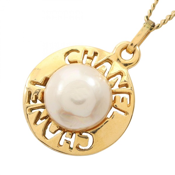 CHANEL logo Necklace Pendant Gold Plated Artificial pearl White Used Coco CC