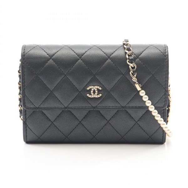 CHANEL Matelasse Pearl Chain Shoulder Bag Lamb sheep leather Black Used GHW CC