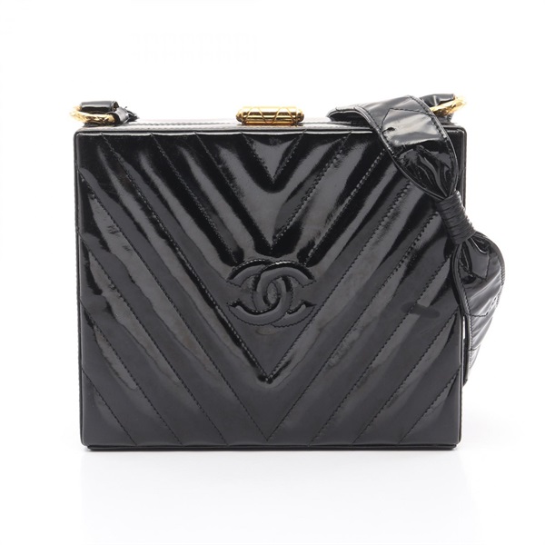 CHANEL Chevron V Stitch Chain Shoulder Bag Patent leather Black Used Women GHW