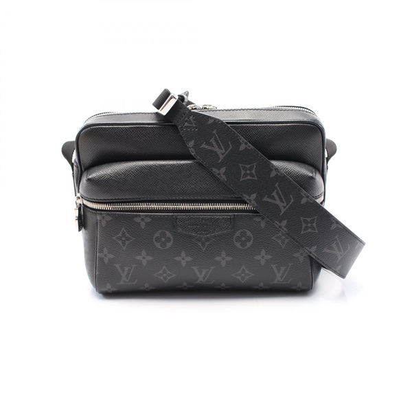 LOUIS VUITTON Outdoor Messenger crossbody PM Shoulder Bag M30233 Taigalama Noir