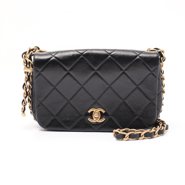 CHANEL Matelasse Chain Around Shoulder Bag leather Black Used crossbody GHW CC