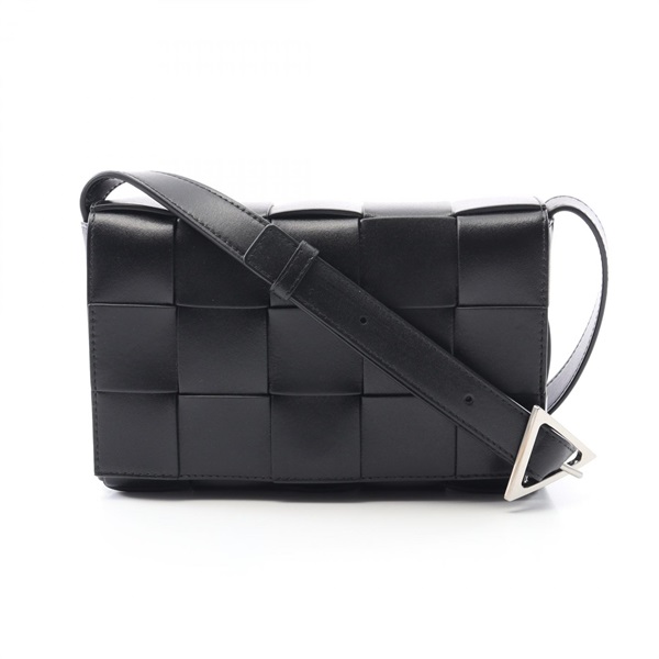 BOTTEGA VENETA Cassette Maxi Intrecciato Shoulder Bag leather Black NEW mens