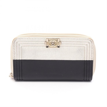 CHANEL Boy chanel Round wallet leather Black Used Women GHW COCO CC