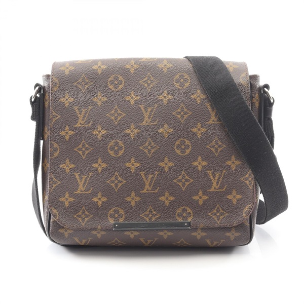 LOUIS VUITTON District PM Shoulder crossbody Bag M40935 Monogram macassar used
