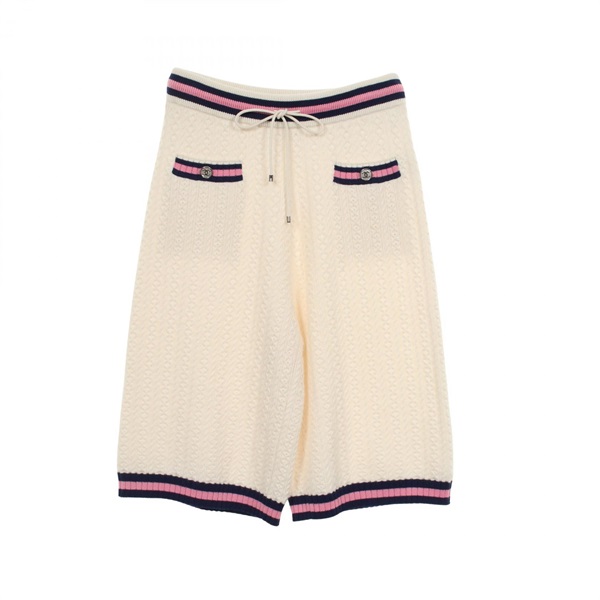 CHANEL LOOK33 COCO Mark Button Knit Half Pants #38 P74731K10683 cashmere cotton
