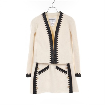 CHANEL Pearl button Jacket Skirt P51899V36958 wool Moheya Beige Black Used women