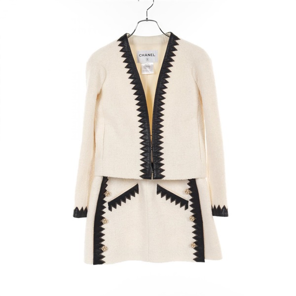 CHANEL Pearl button Jacket Skirt P51899V36958 wool Moheya Beige Black Used women