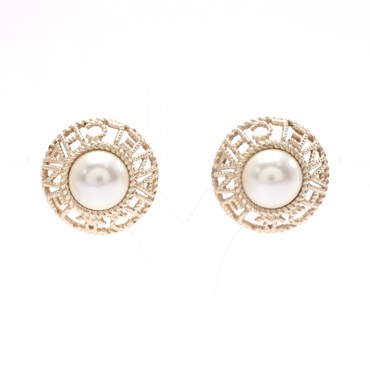 CHANEL Pierced earrings Gold Plated Artificial pearl Gold White Used
