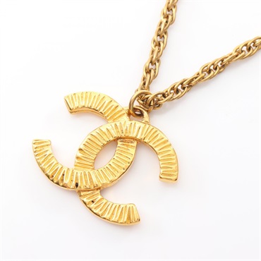 CHANEL COCO Mark Necklace pendant Gold Plated Used women 43cm CC