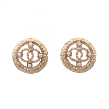 CHANEL COCO Mark Circle Pierced earrings Gold Plated Artificial pearl Used Women