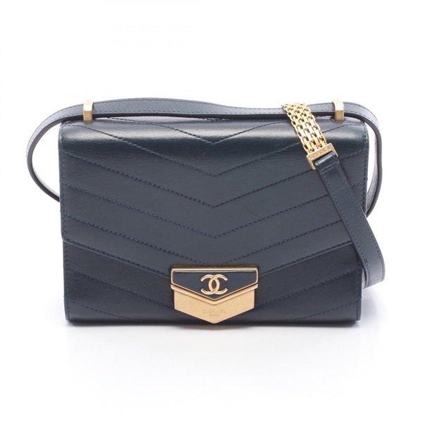 CHANEL Chevron V-stitch Medal Shoulder Handbag A57491 leather Green GHW Used CC