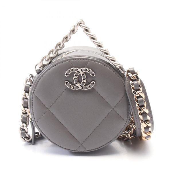 CHANEL Chanel 19 Matelasse Shoulder chain crossbody Bag AP0945 leather Gray Used