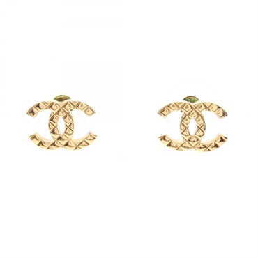CHANEL COCO Mark Matelasse Pierced earrings Gold Plated CC Used women