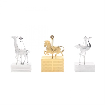 LOUIS VUITTON animal ornaments decoration Gold Plated Metal