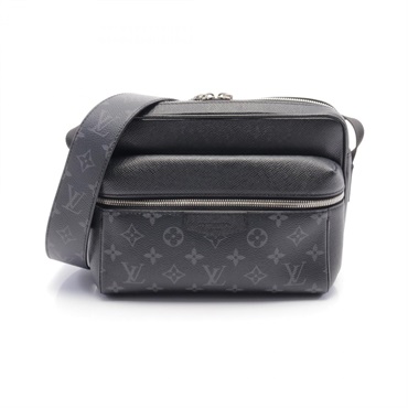 LOUIS VUITTON Outdoor Messenger PM Shoulder crossbody Bag M30233 Taigalama noir
