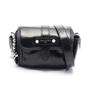 LOUIS VUITTON Cargo Wearable Wallet Shoulder Bag M13989 leather Black Used mens