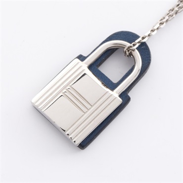 HERMES OKelly Necklace 45-50cm pendant D Stainless Steel Swift leather Navy Used