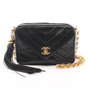 CHANEL Chevron V Stitch Chain Shoulder Bag Lamb sheep leather Black Used GHW CC