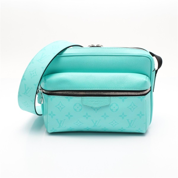 LOUIS VUITTON Outdoor messenger PM Shoulder crossbody Bag M30241 Taigalama vert