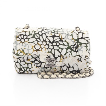 CHANEL Matelasse single flap chain Shoulder Bag Fabric leather White SHW Used CC