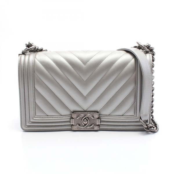 CHANEL Boy chanel Chain Shoulder Bag A67086 leather SHW Used Women CC Coco